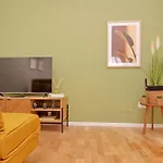 Nature Flat شقة روما