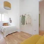 Nature Flat * روما